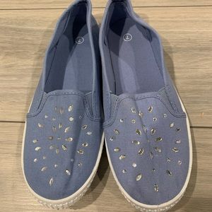 NWOT slip-ons 7
